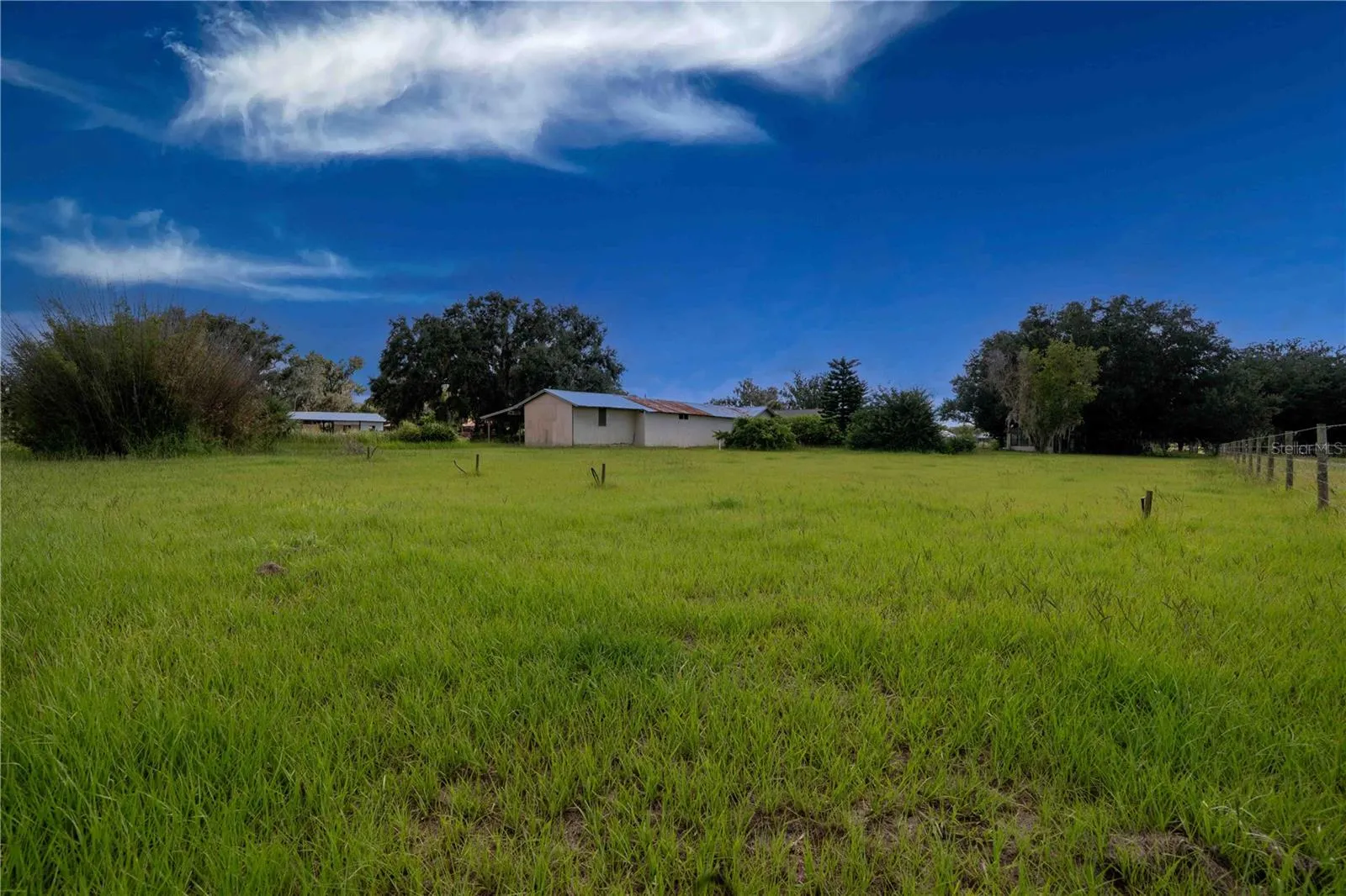 417 L LANIER RD