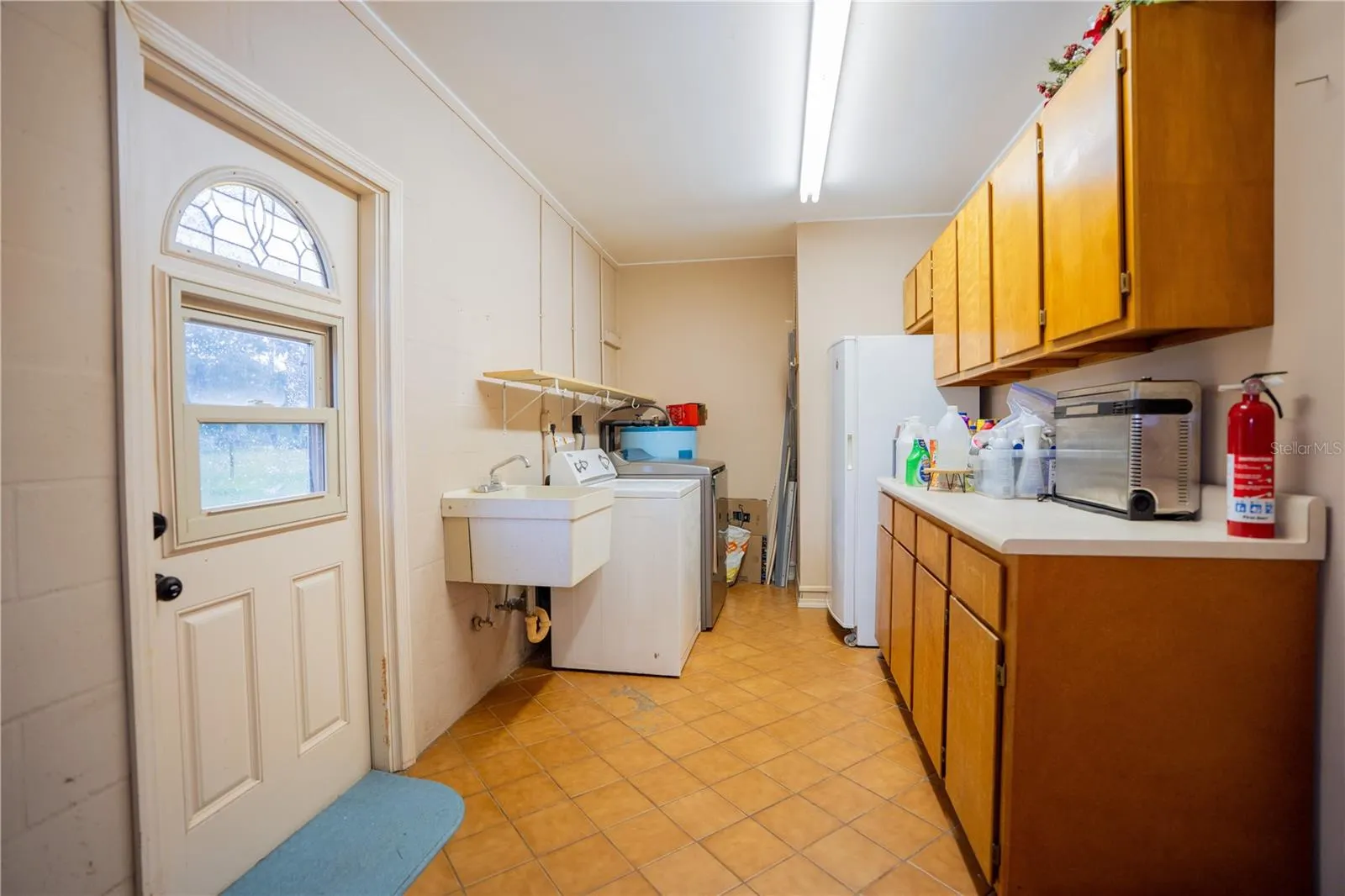 417 L LANIER RD