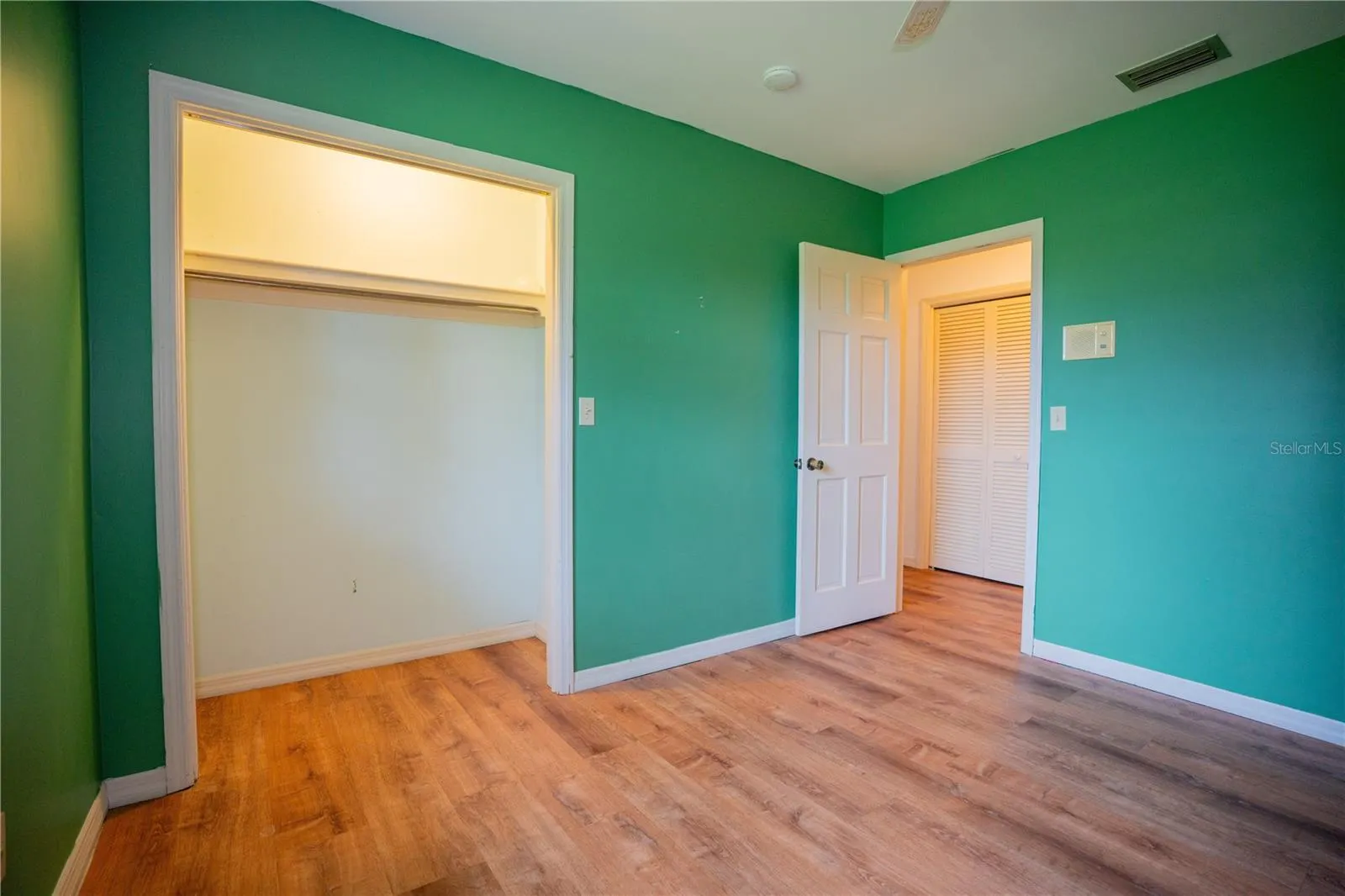 417 L LANIER RD