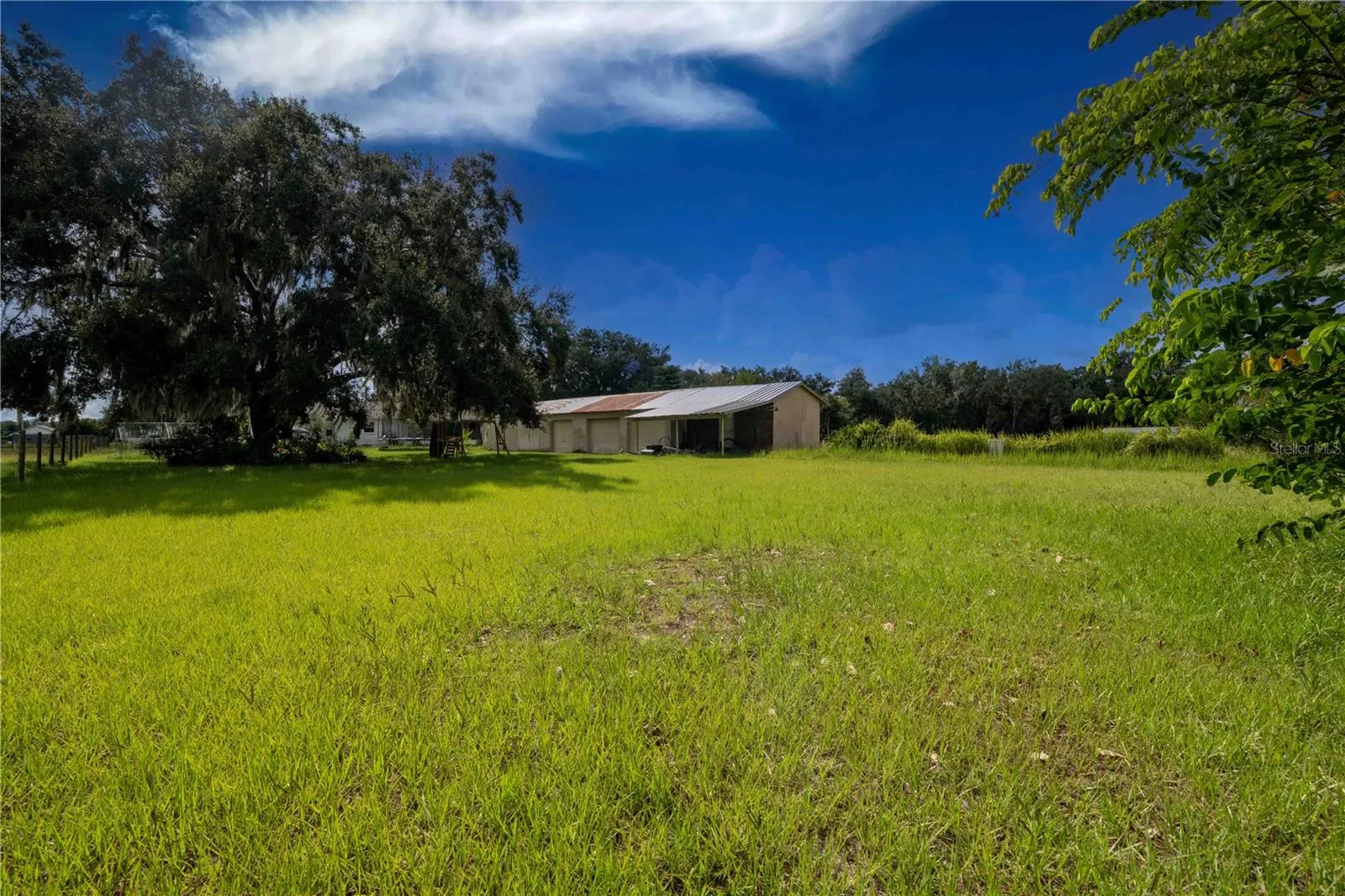 417 L LANIER RD
