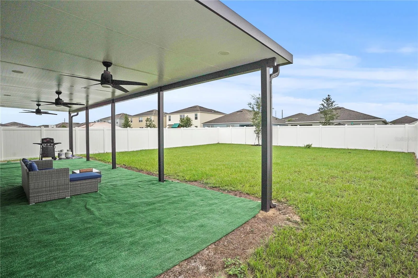 3914 RESTING ROBIN AVE