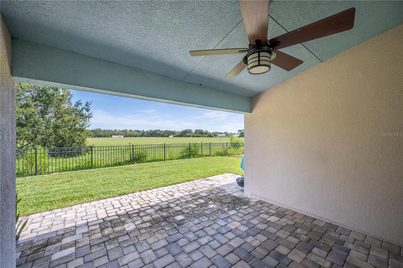 4673 LATHLOA LOOP