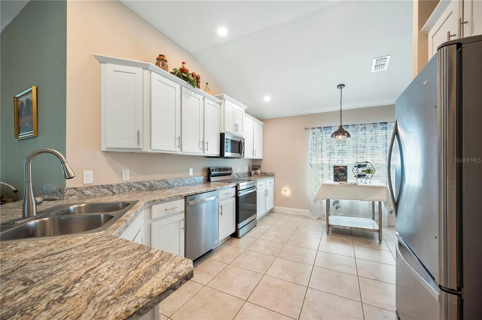 4673 LATHLOA LOOP
