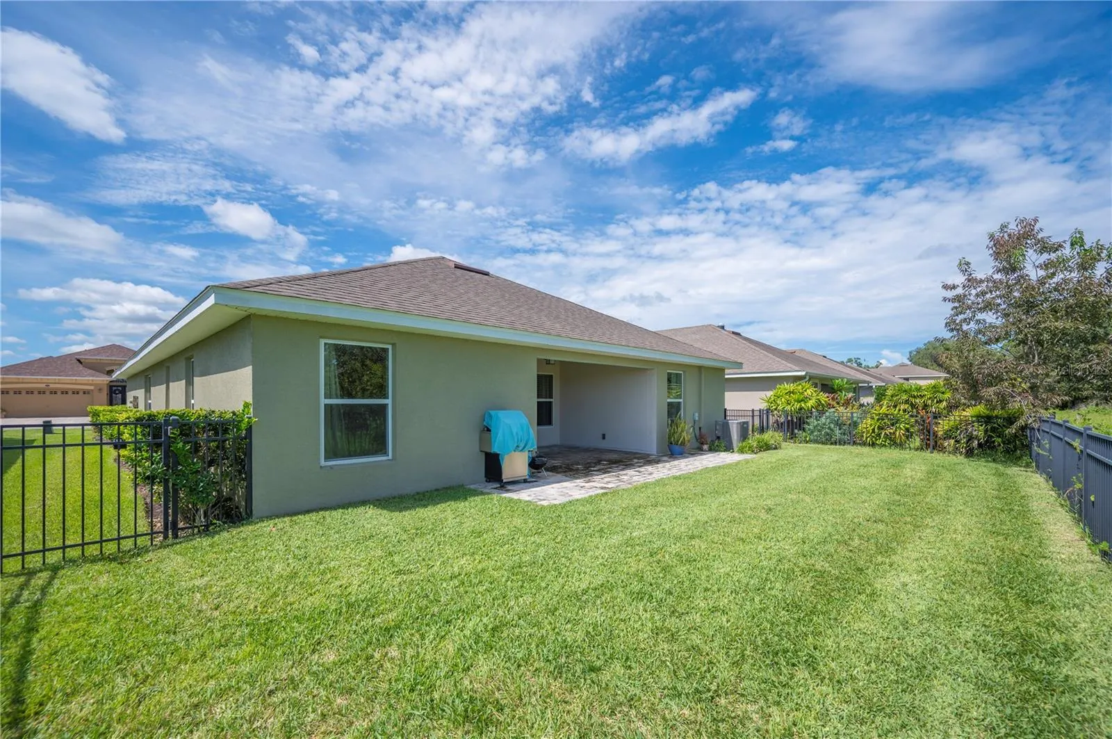 4673 LATHLOA LOOP