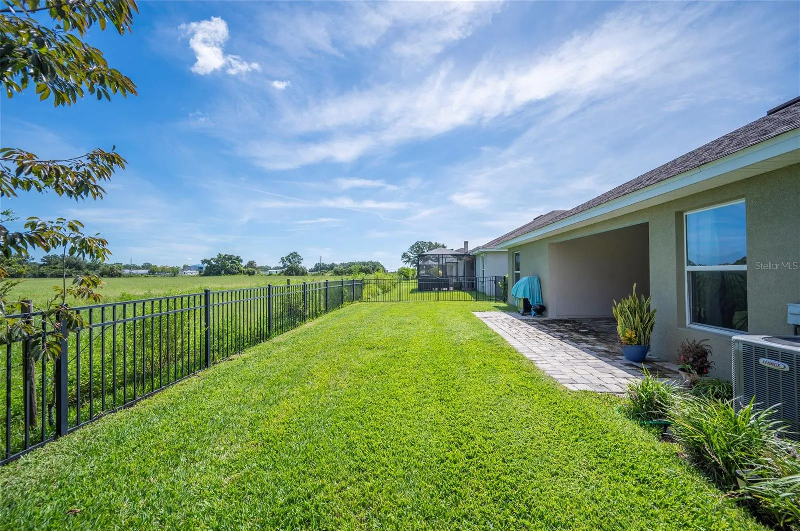 4673 LATHLOA LOOP