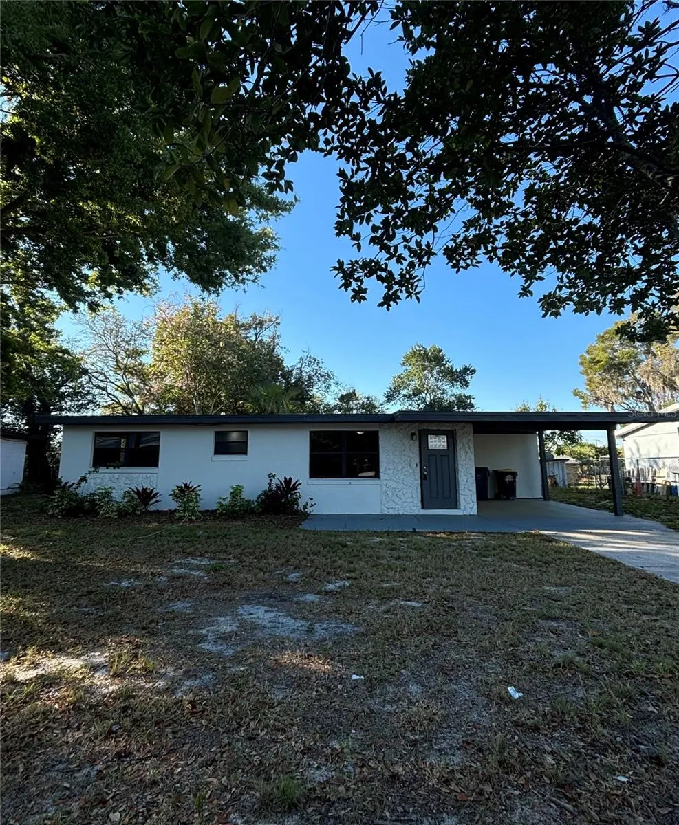 1014 CAROLINE AVE