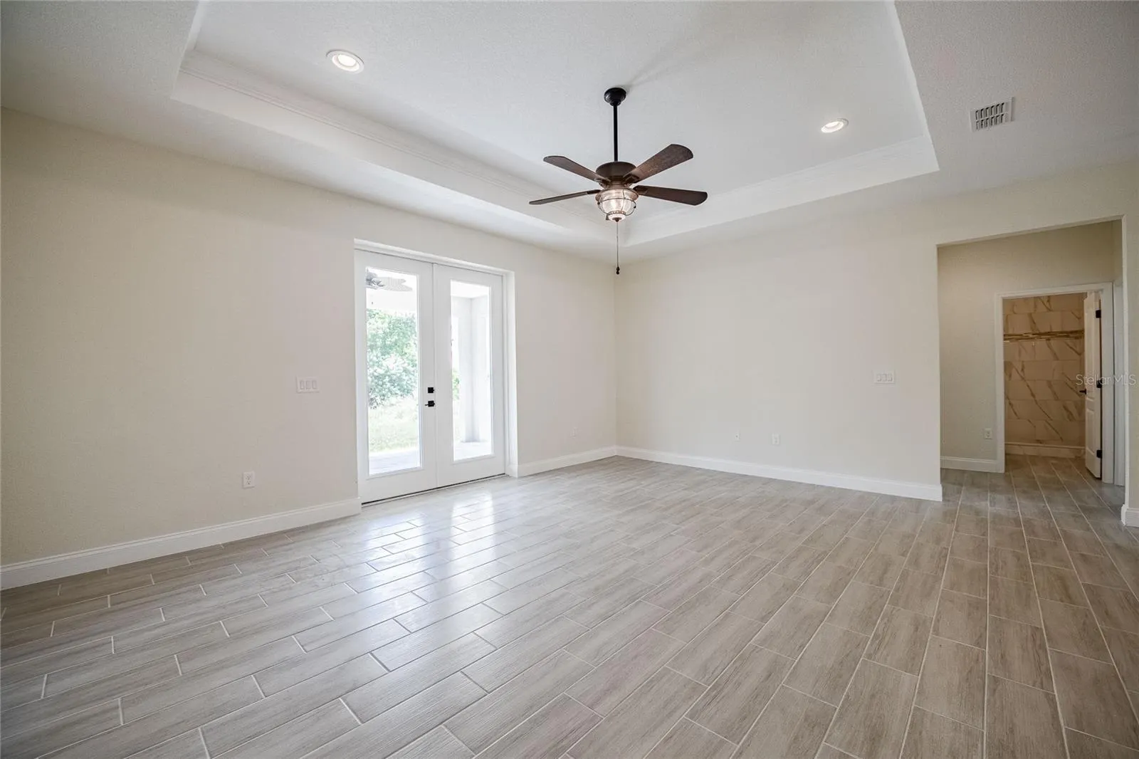 2455 MARY JEWETT CIR