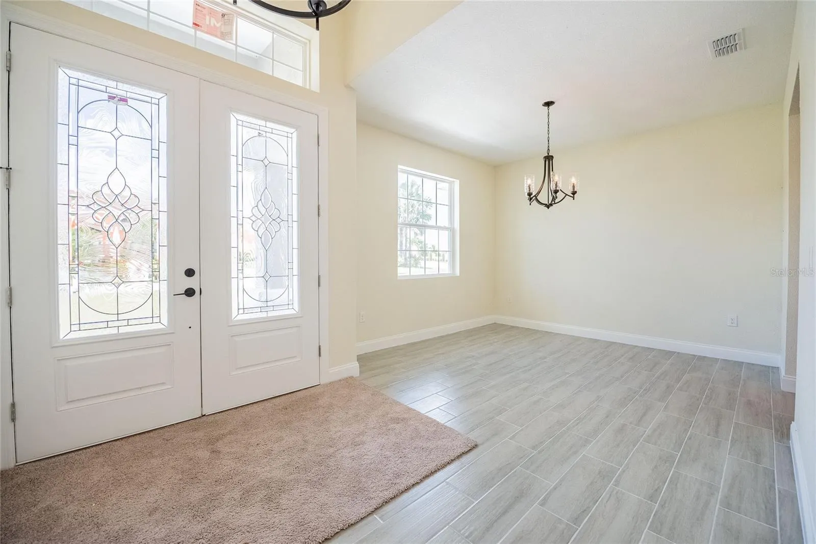 2455 MARY JEWETT CIR