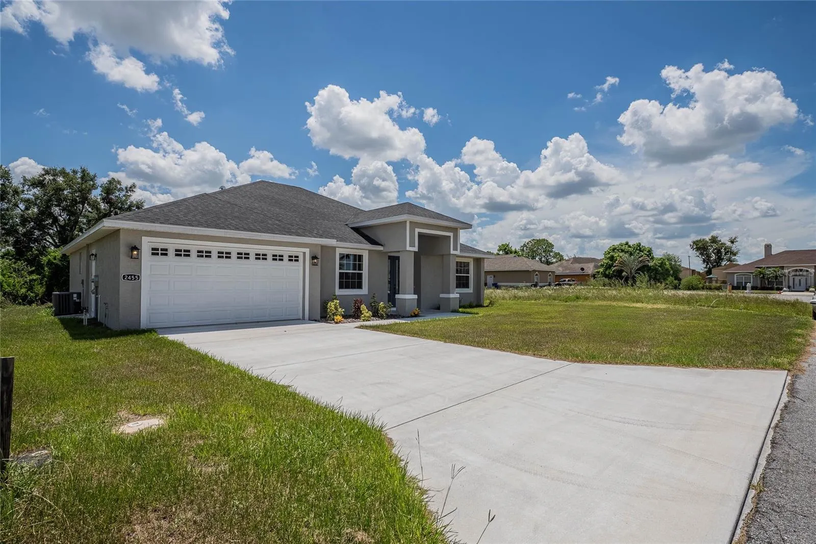 2455 MARY JEWETT CIR