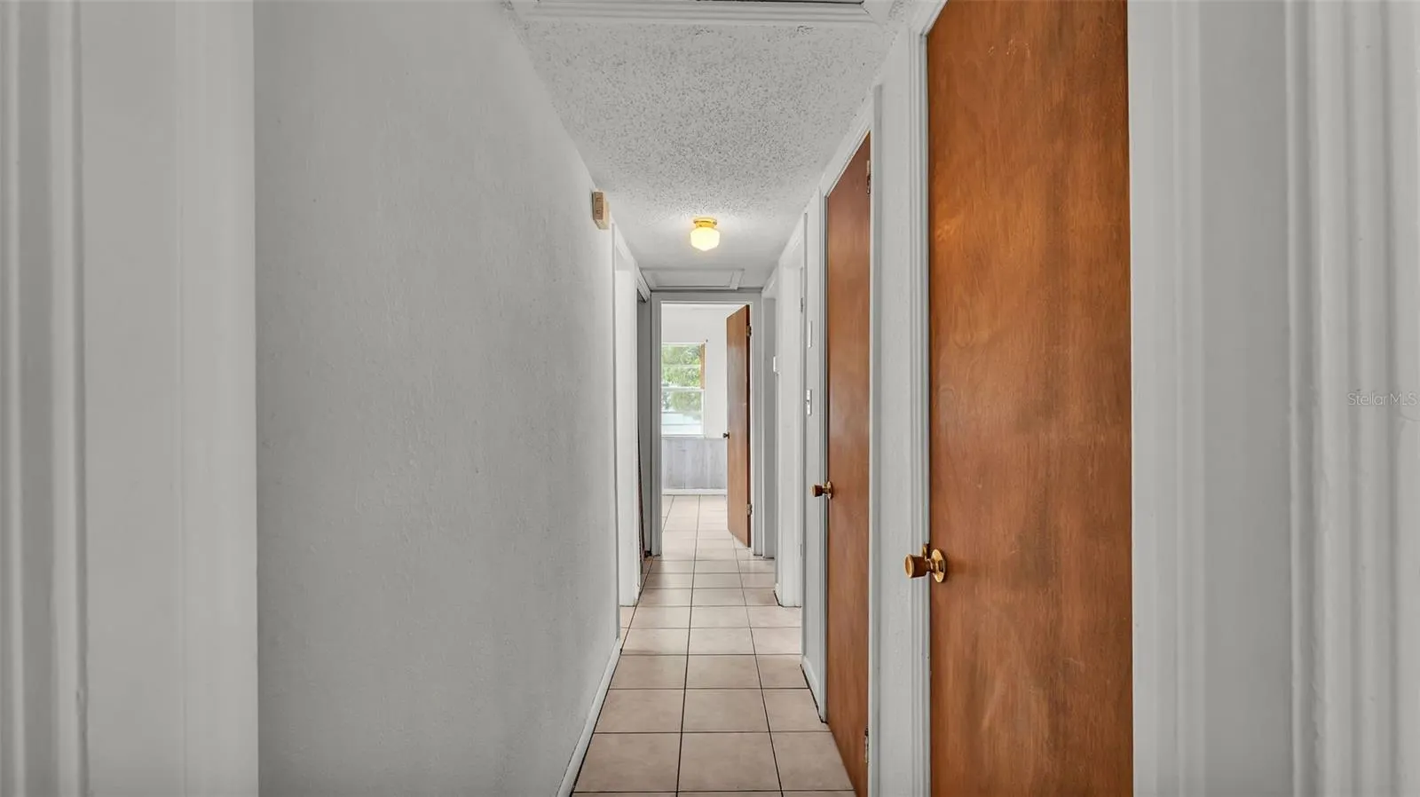 631 CAROLYN DR