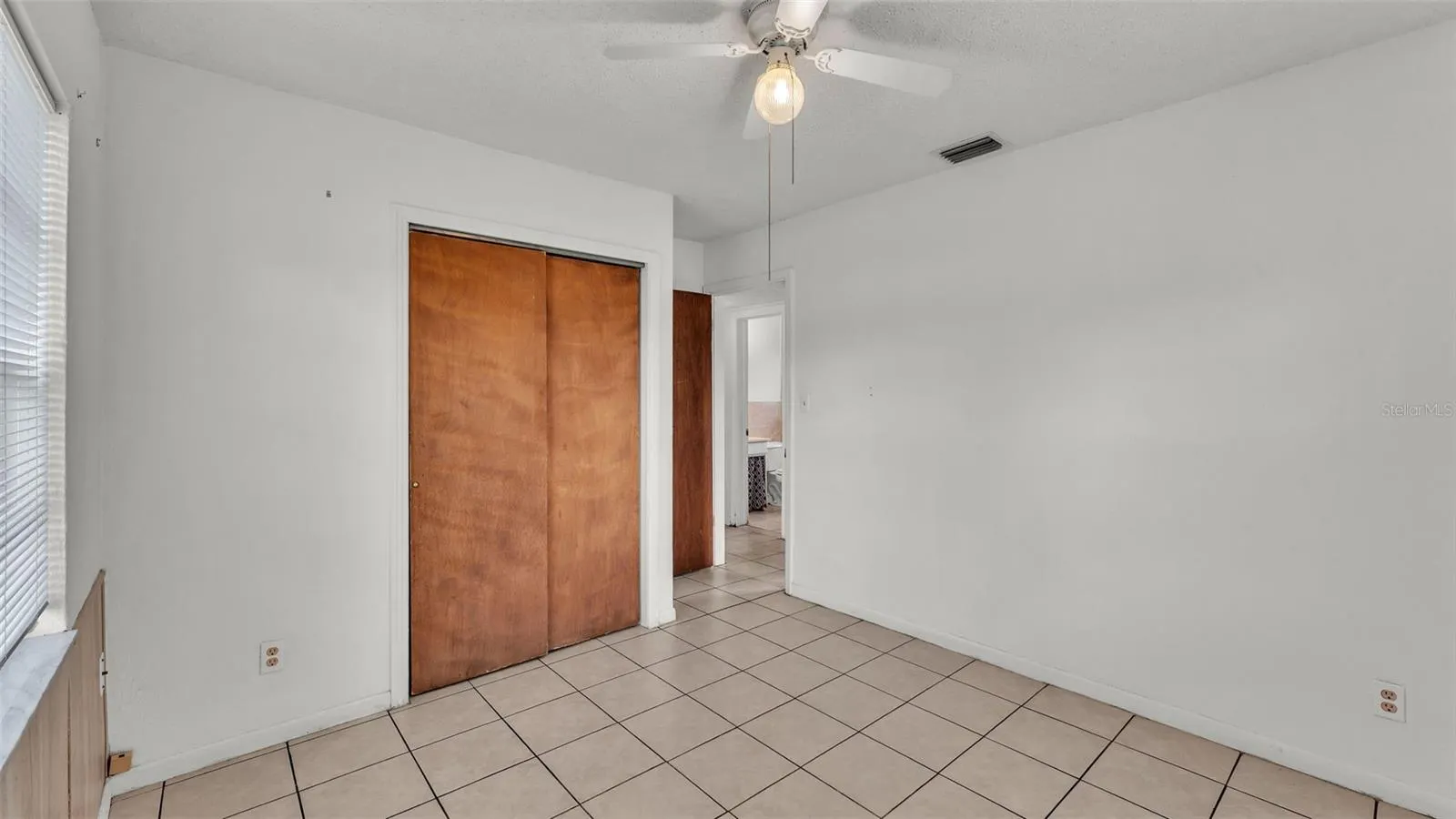 631 CAROLYN DR