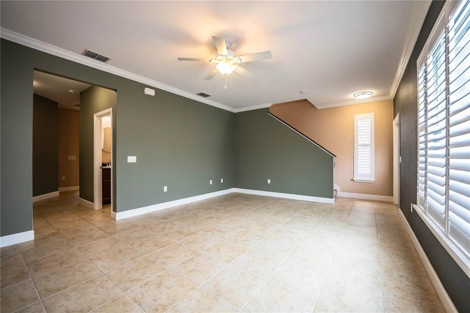 253 ALEXANDER WOODS DR