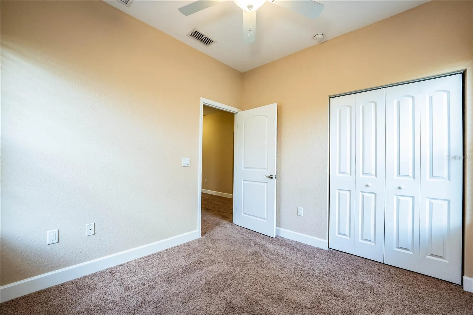 253 ALEXANDER WOODS DR