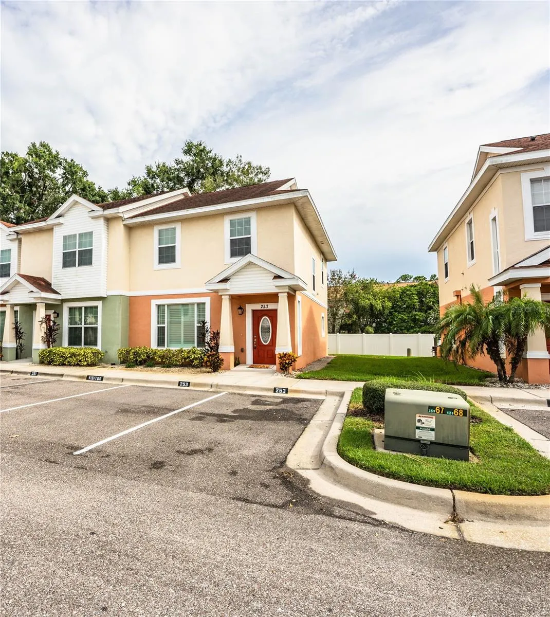 253 ALEXANDER WOODS DR