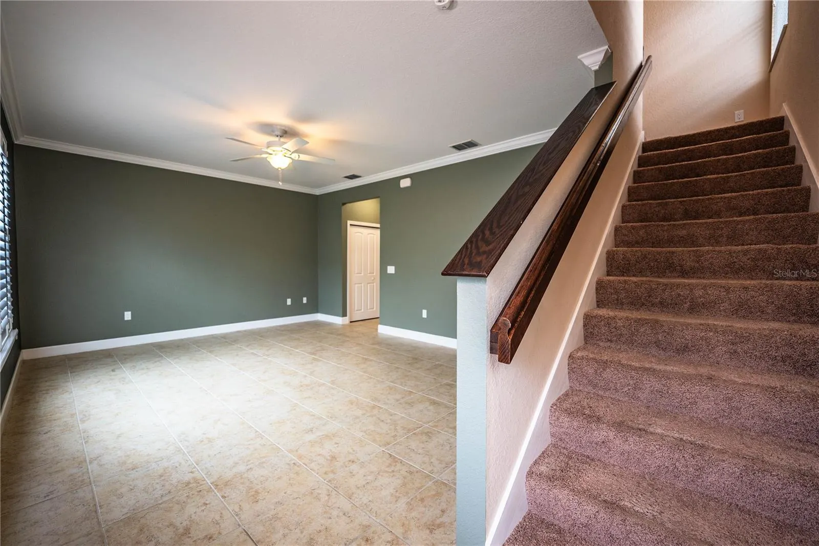 253 ALEXANDER WOODS DR