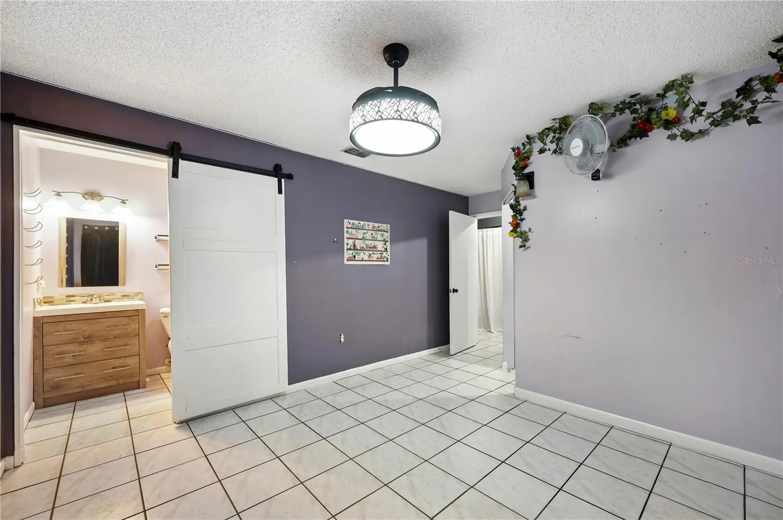 341 LAKE HARRIS DR
