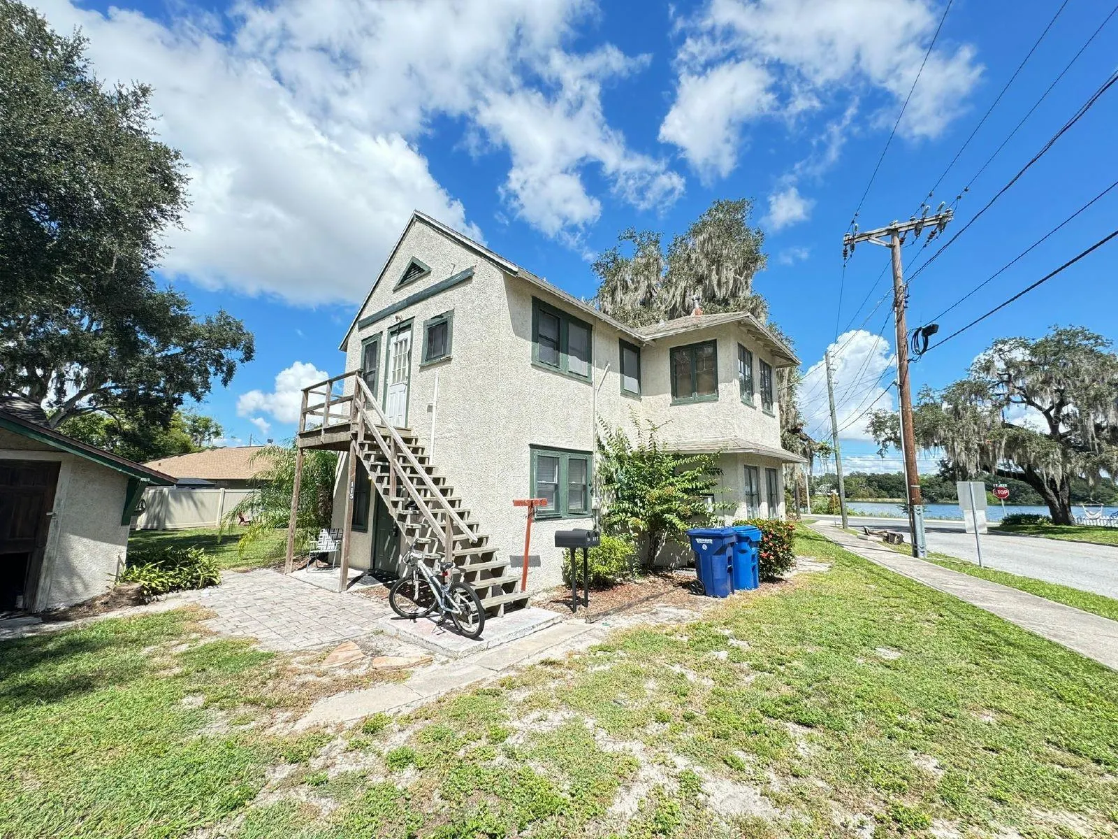 115 8TH ST SE