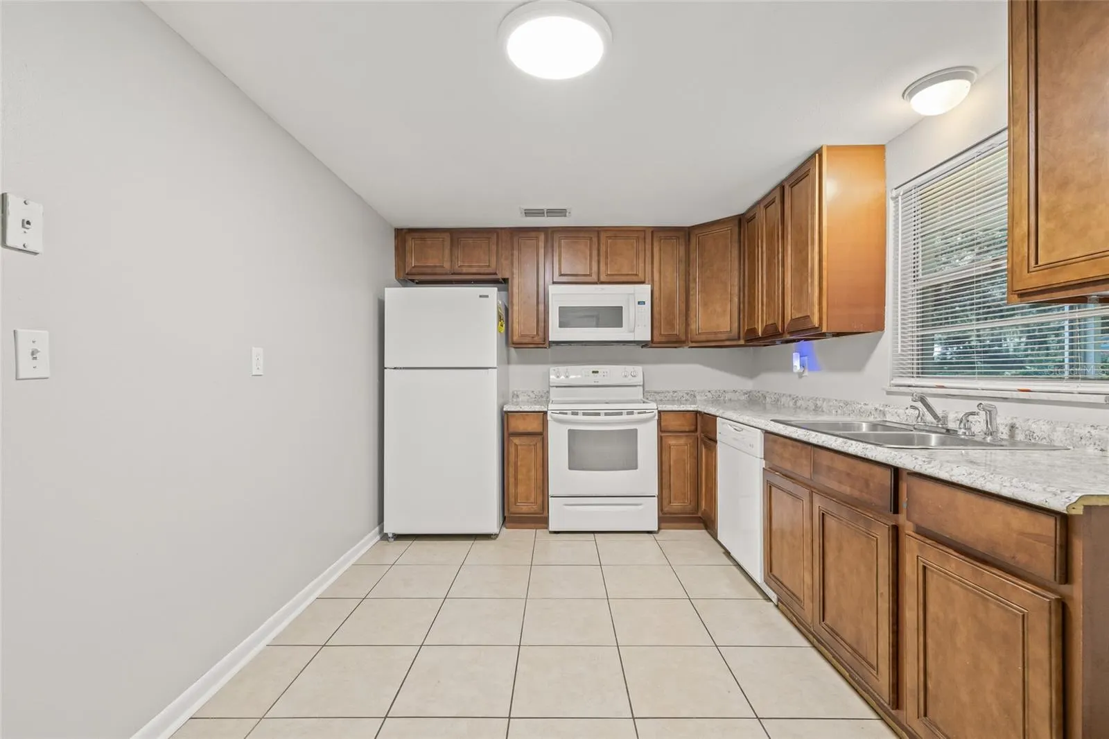 2509 MCCRANIE PL