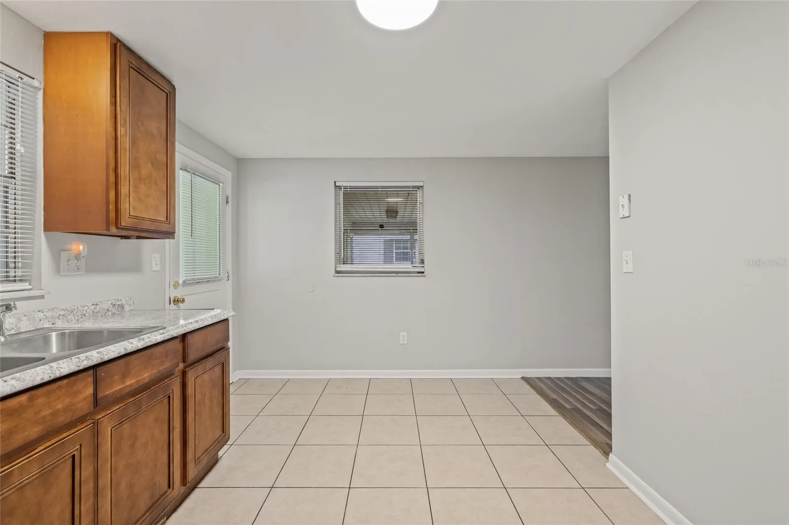 2509 MCCRANIE PL