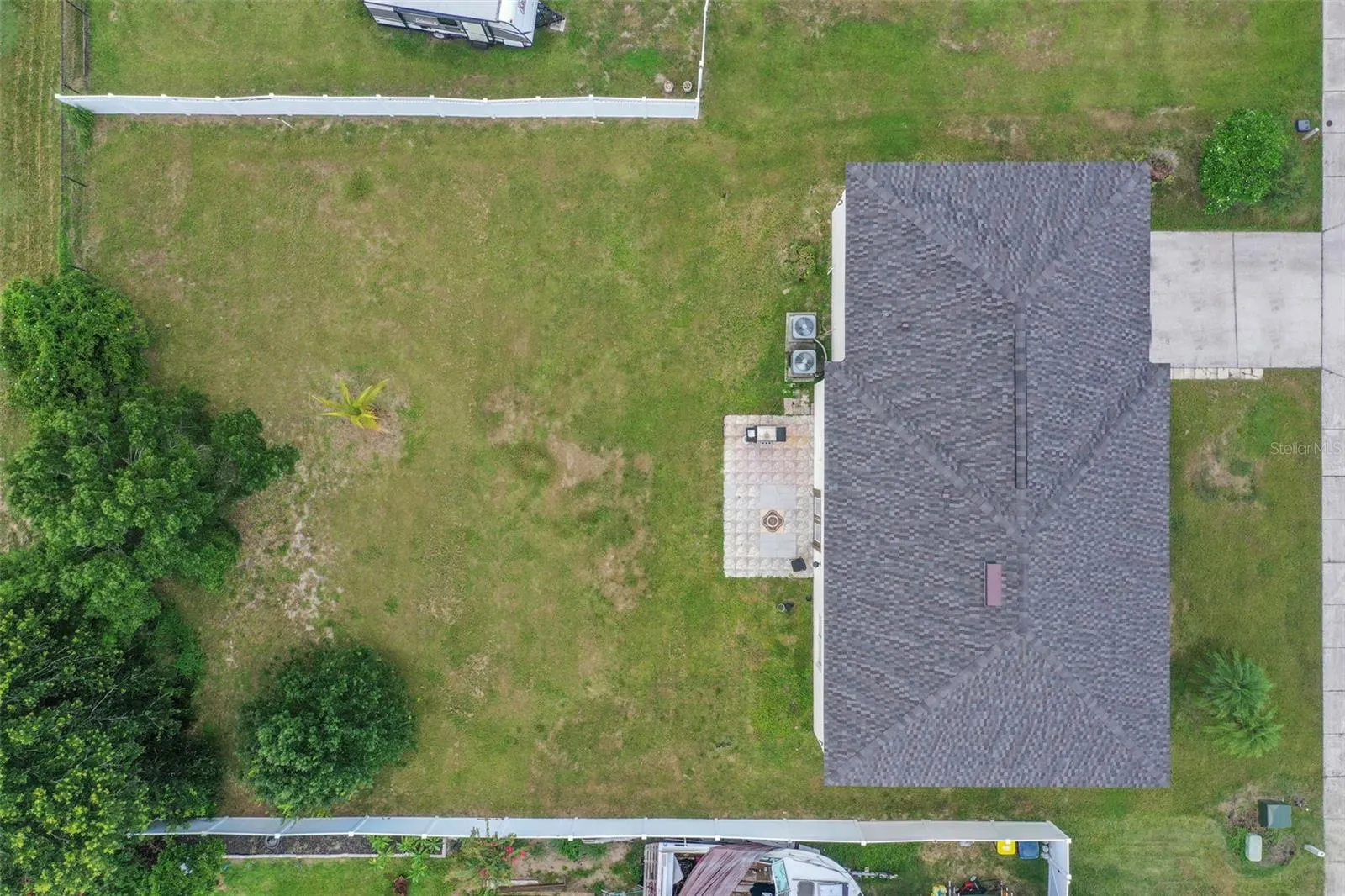 114 SHADDOCK DR