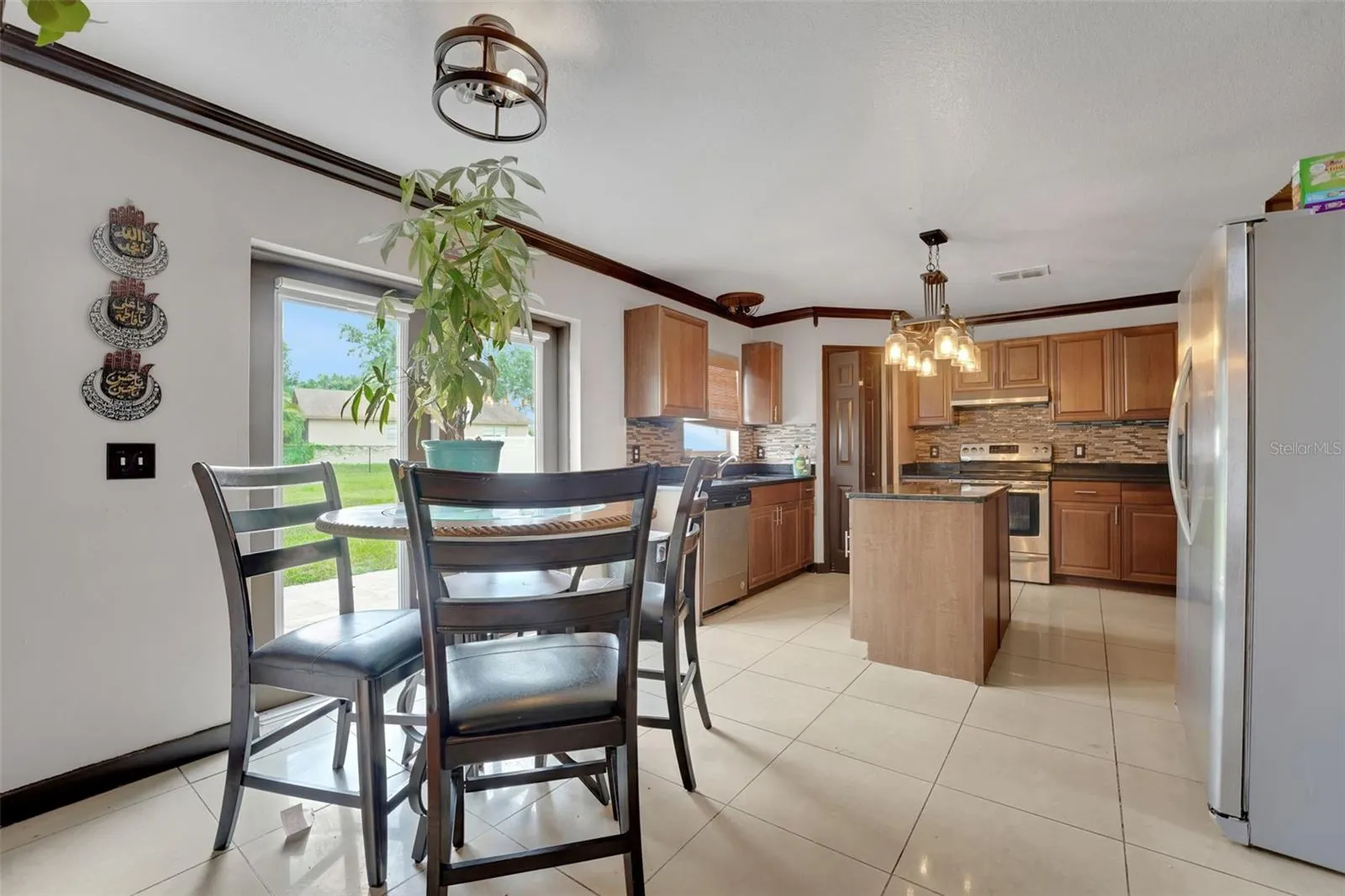114 SHADDOCK DR
