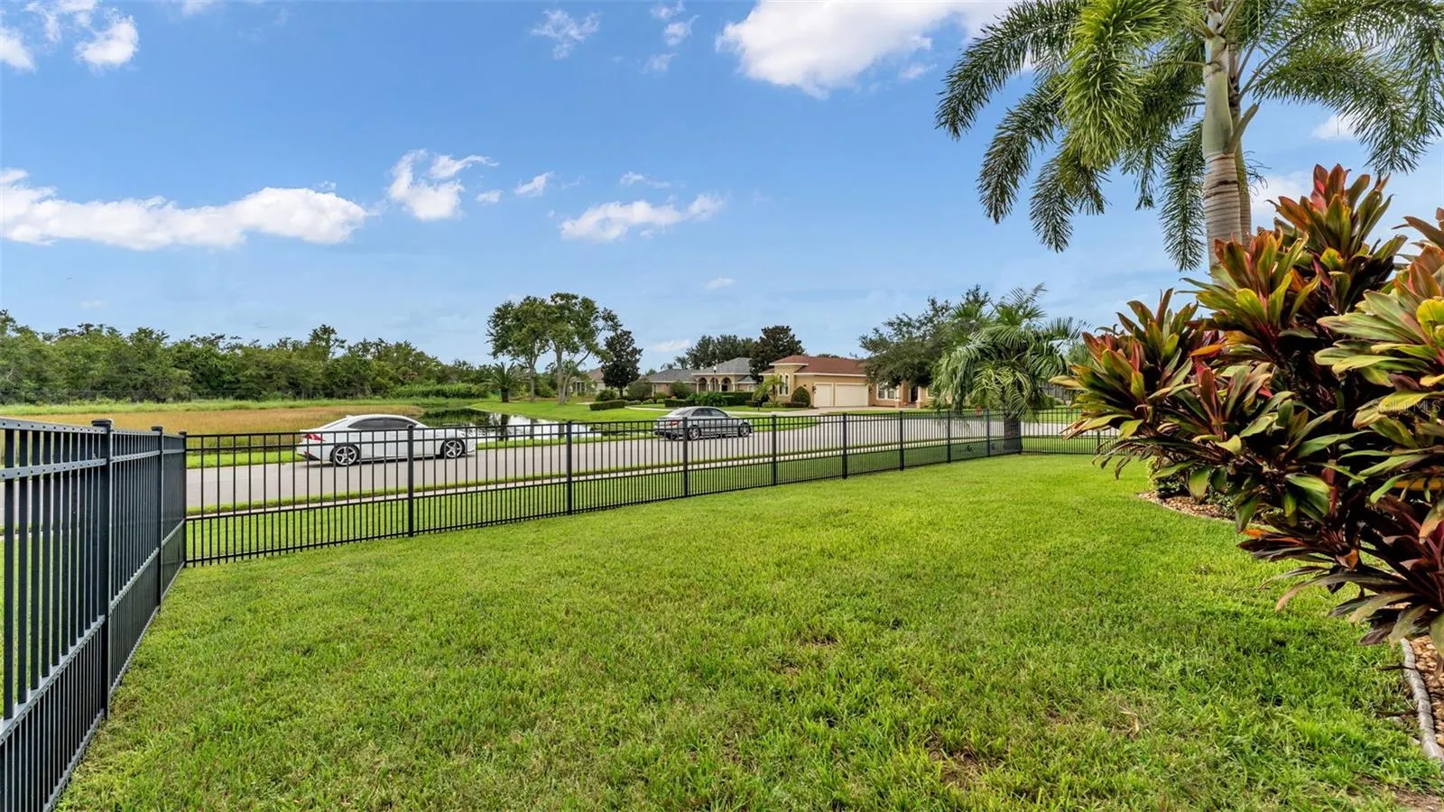 6515 EAGLE VIEW LOOP