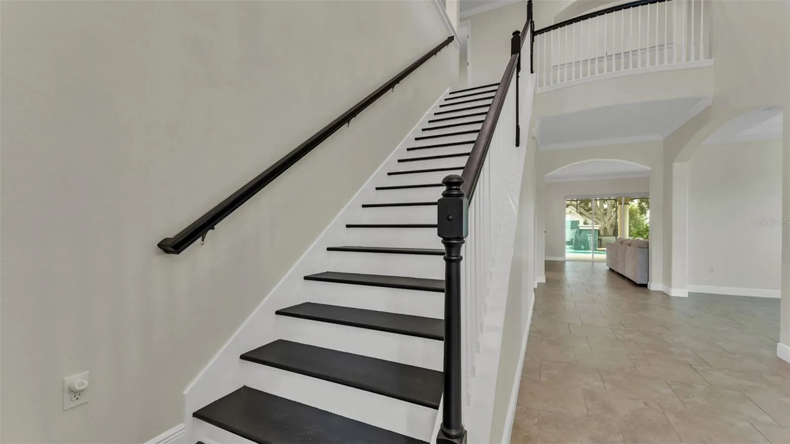 6515 EAGLE VIEW LOOP