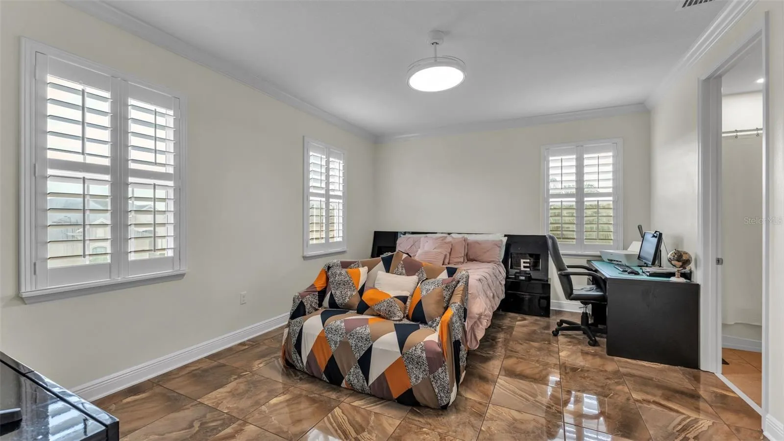 6515 EAGLE VIEW LOOP