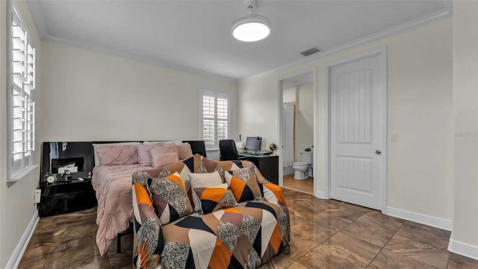 6515 EAGLE VIEW LOOP