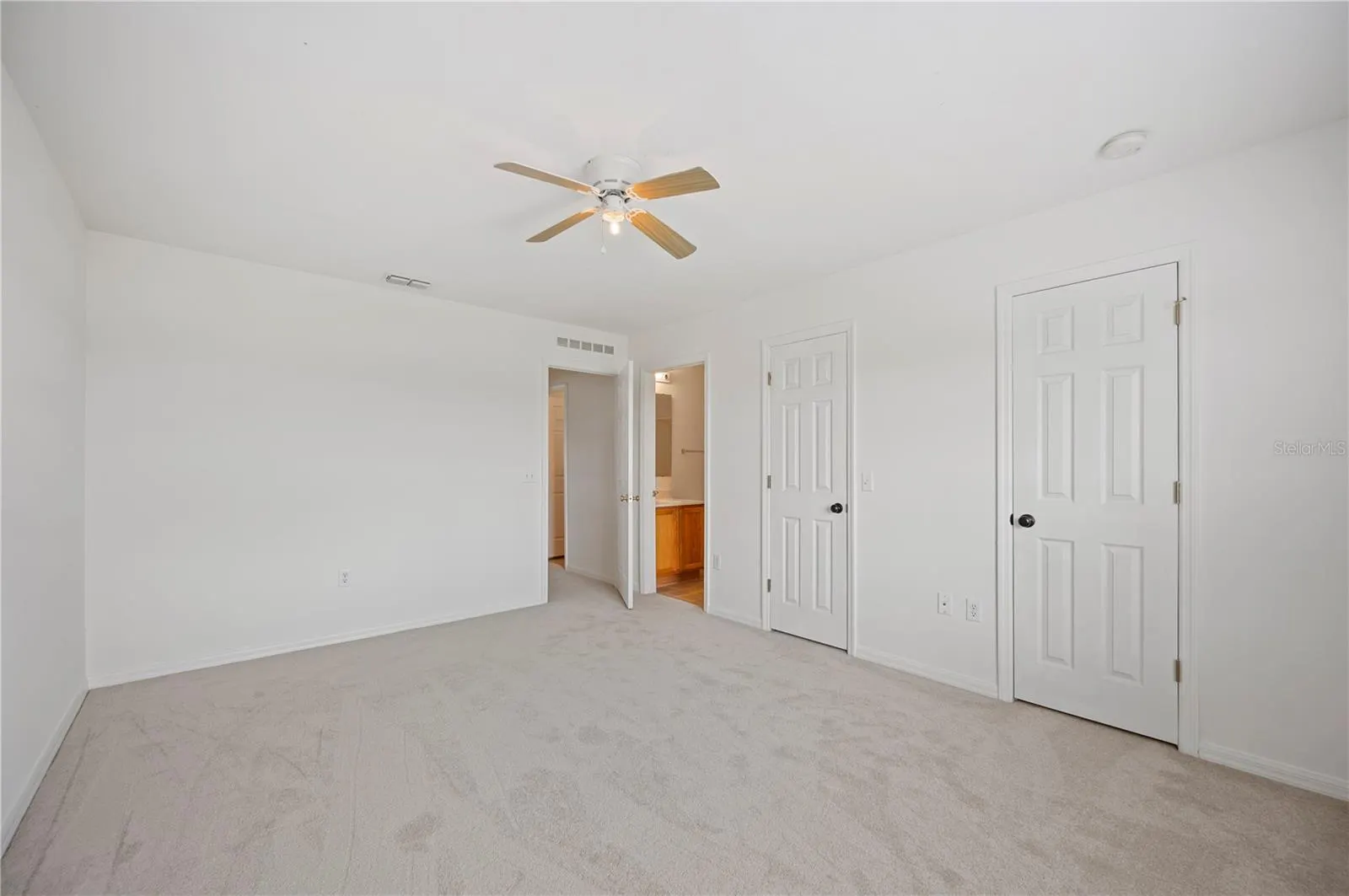 5392 CHANDLER DR