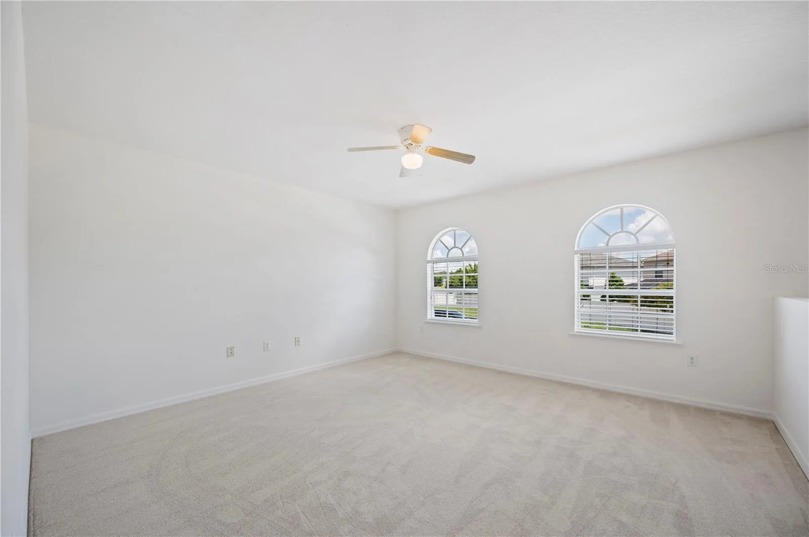 5392 CHANDLER DR