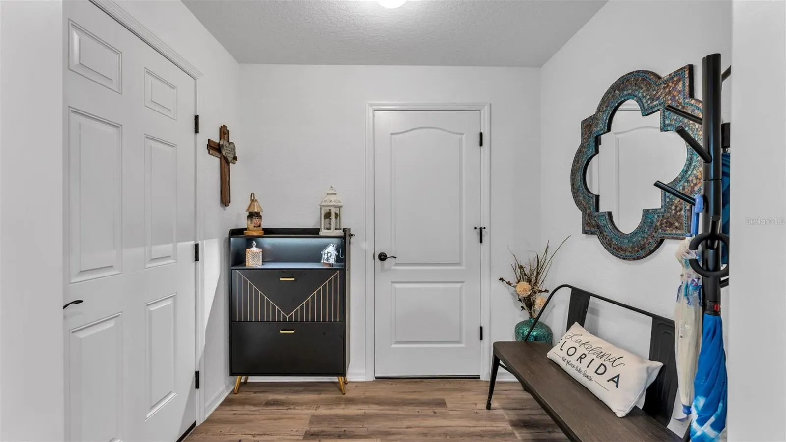 1189 PINTAIL PL