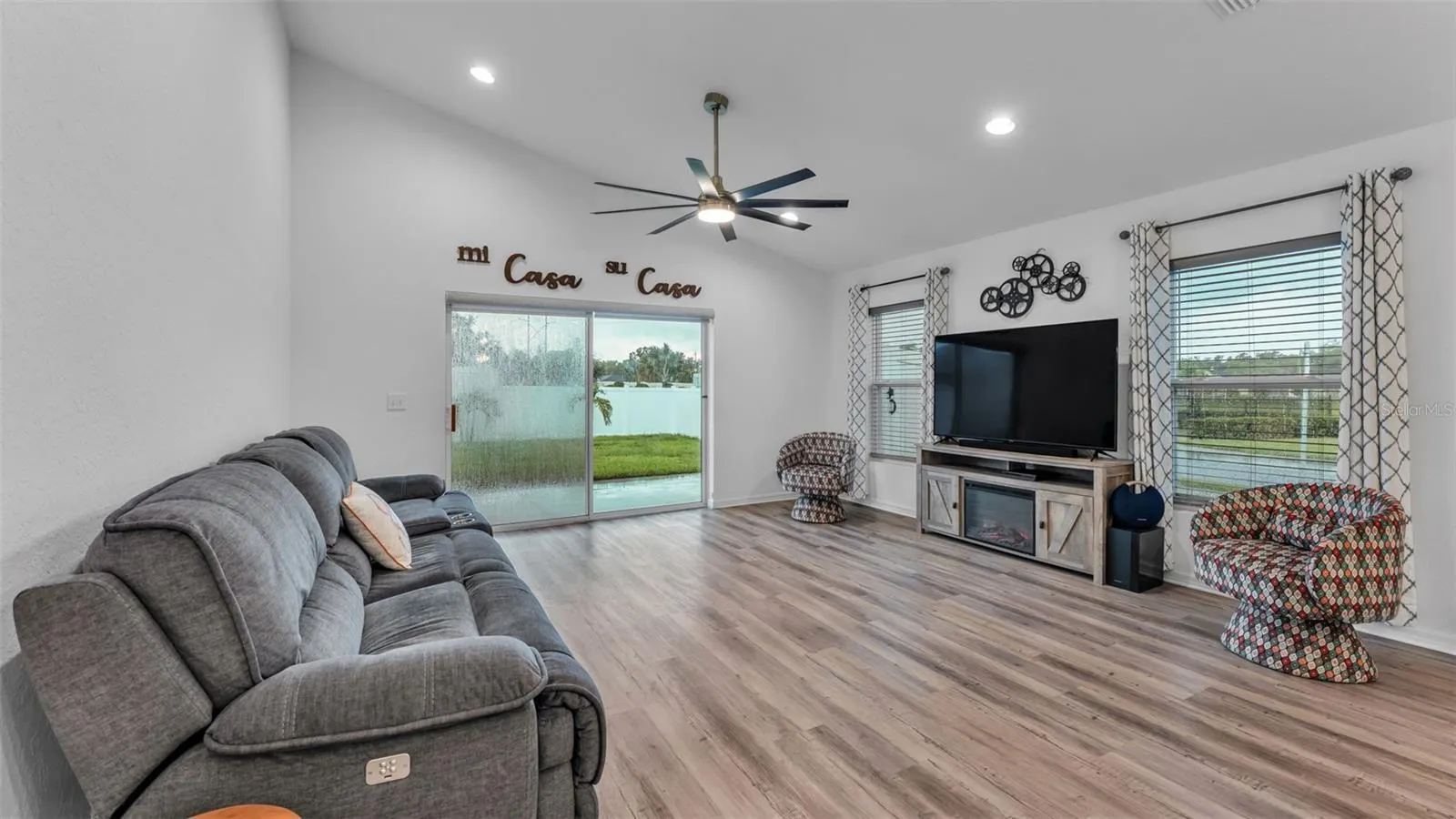 1189 PINTAIL PL