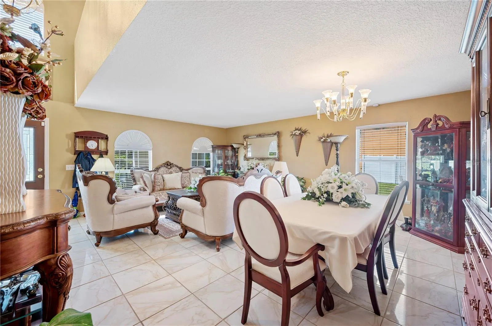 5155 SPANISH OAKS DR