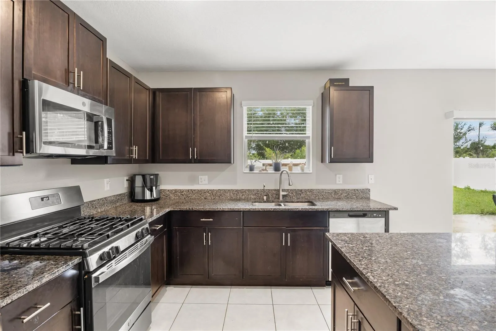10410 SHADY PRESERVE DR