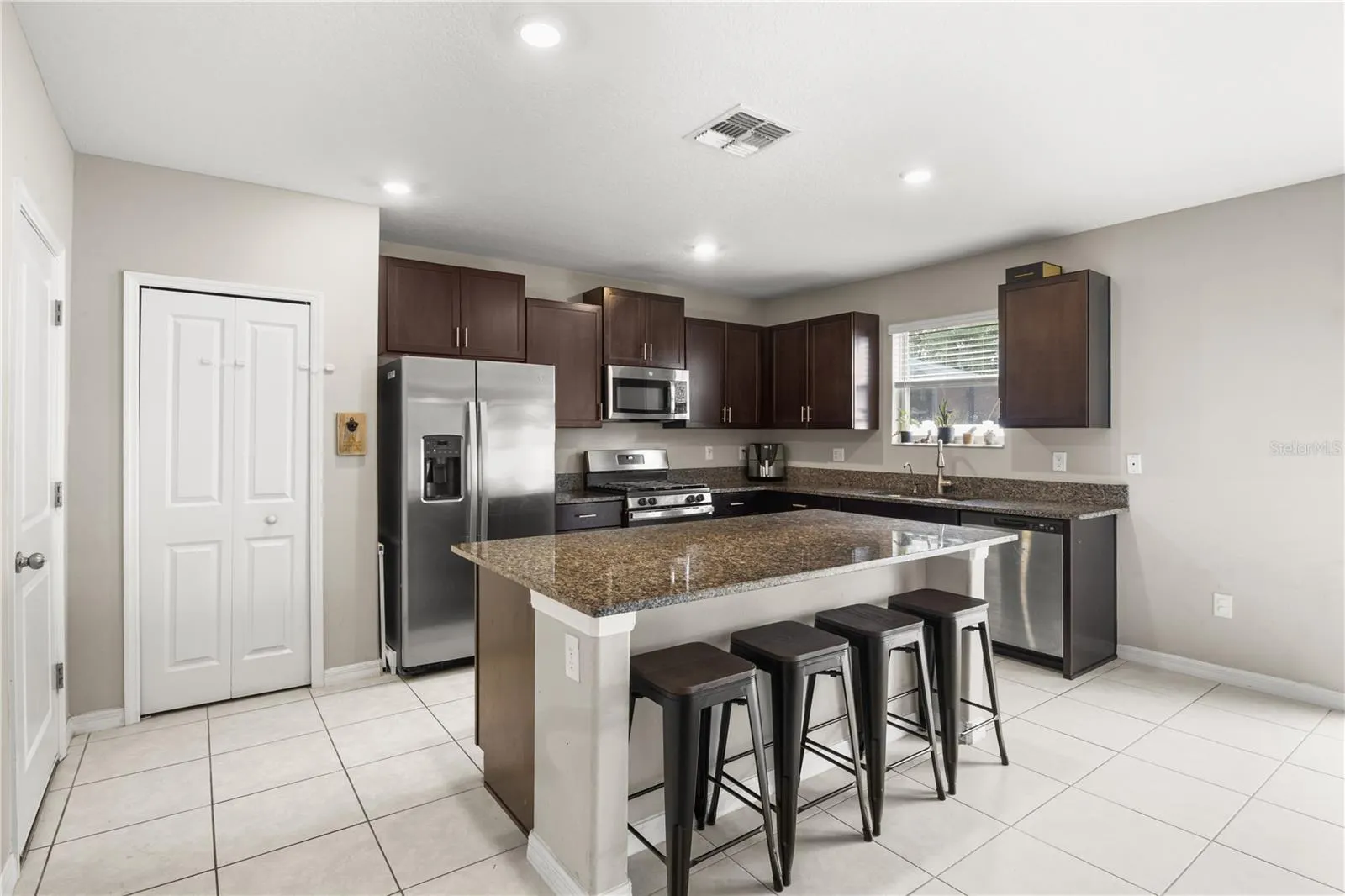 10410 SHADY PRESERVE DR