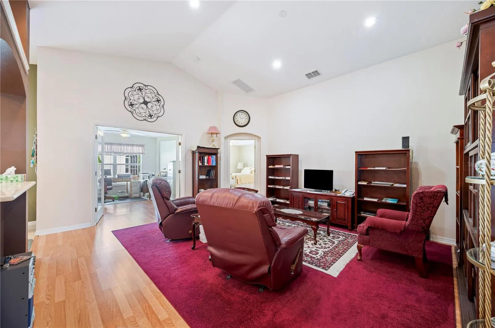 1829 ROCKY POINTE DR