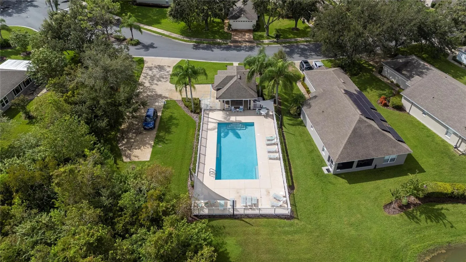 1829 ROCKY POINTE DR