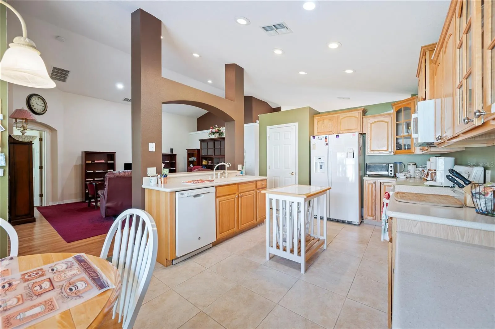 1829 ROCKY POINTE DR