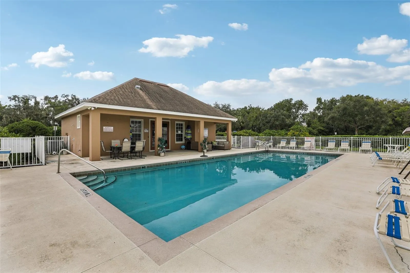 6425 TORRINGTON CIR