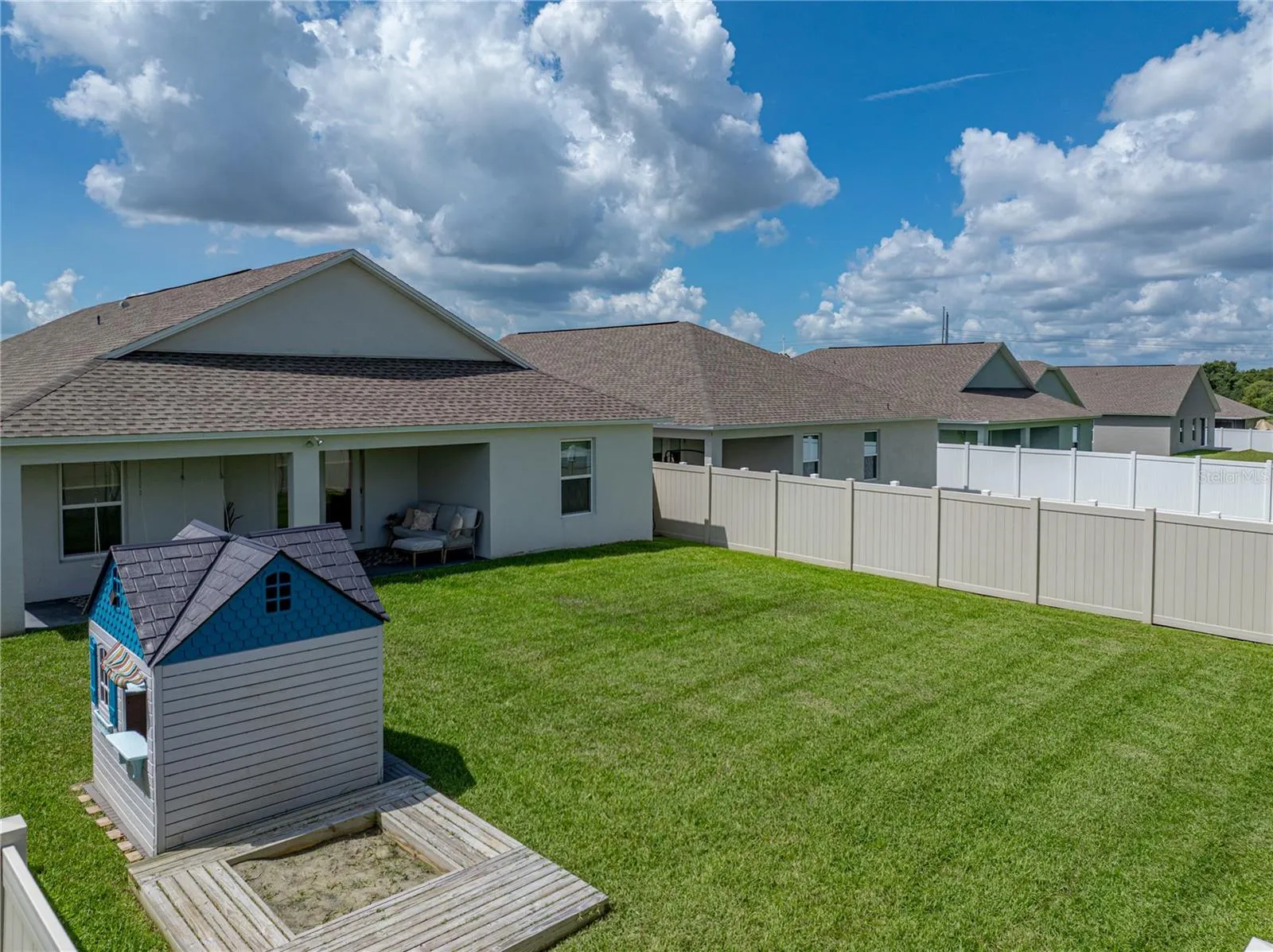 1226 PINTAIL PL