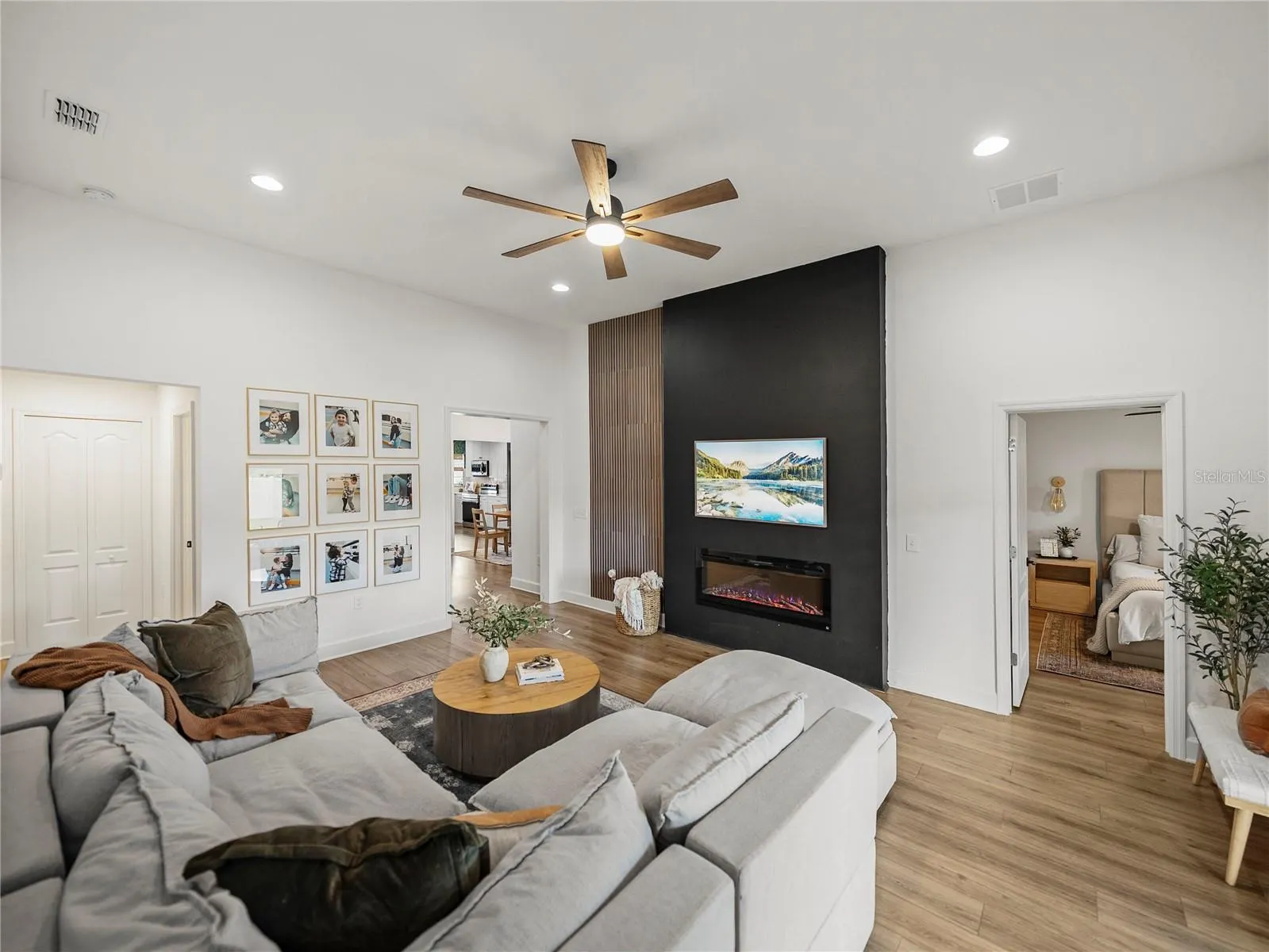 1226 PINTAIL PL