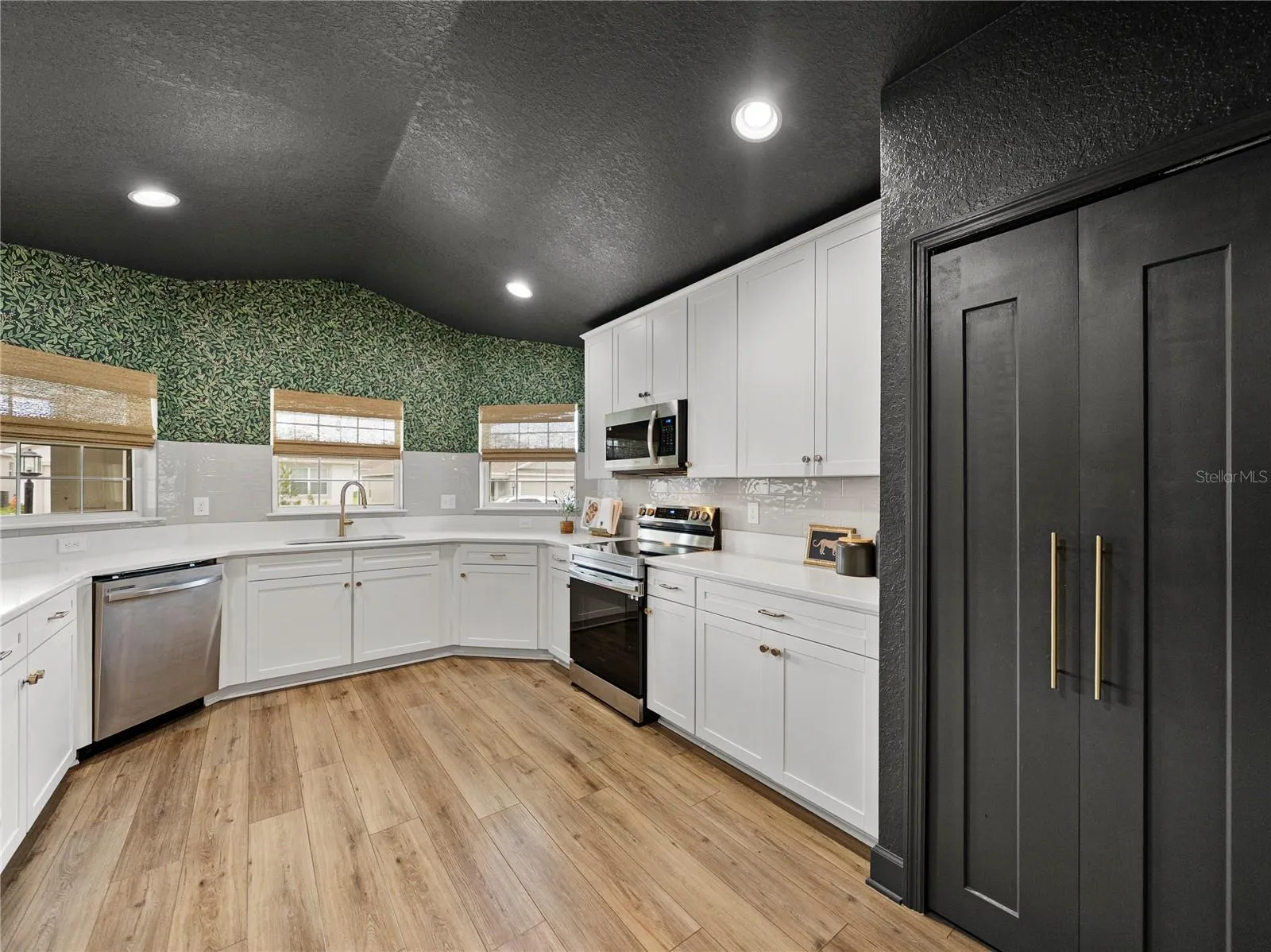 1226 PINTAIL PL