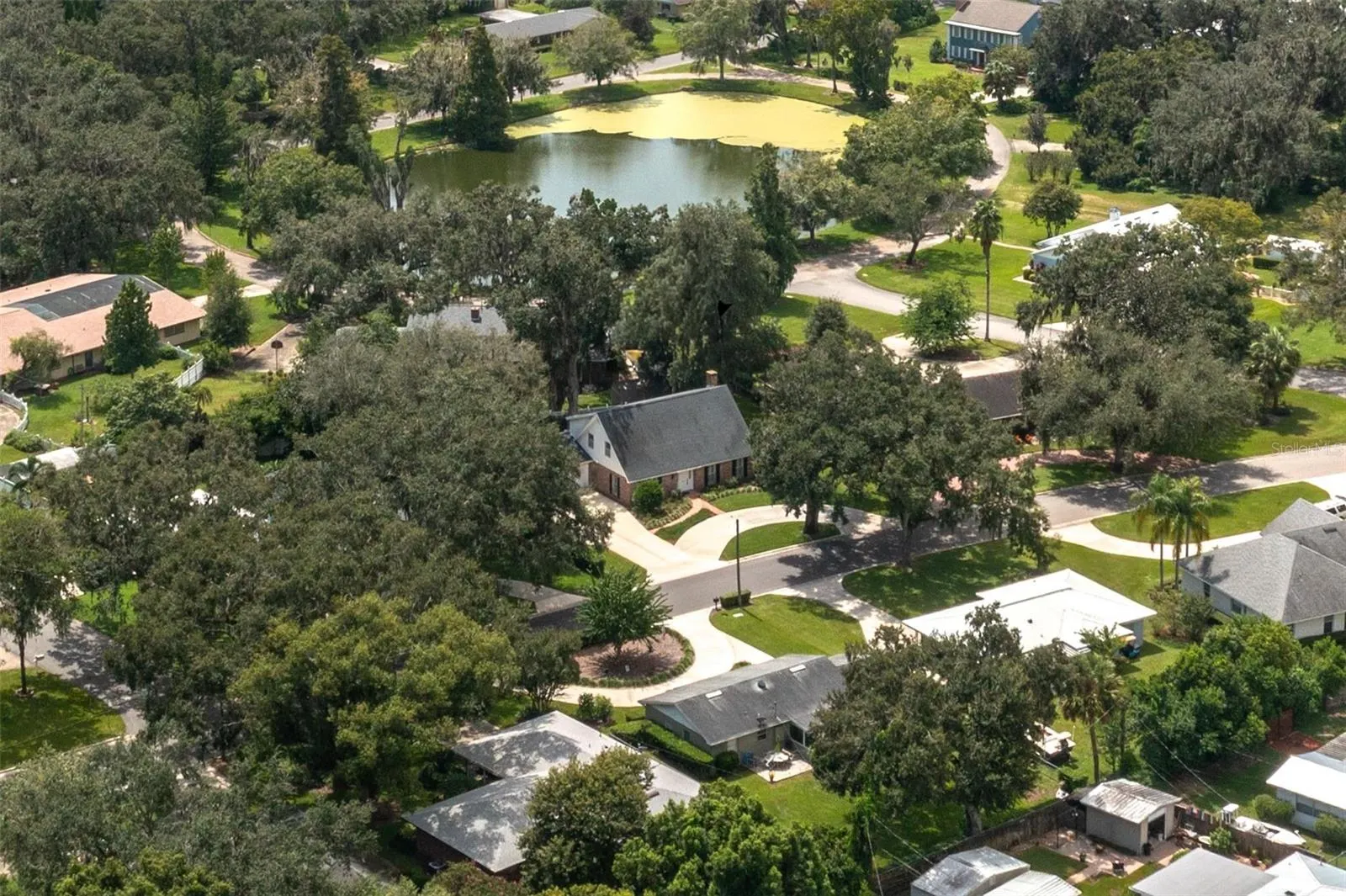 1137 E MARIPOSA AVE