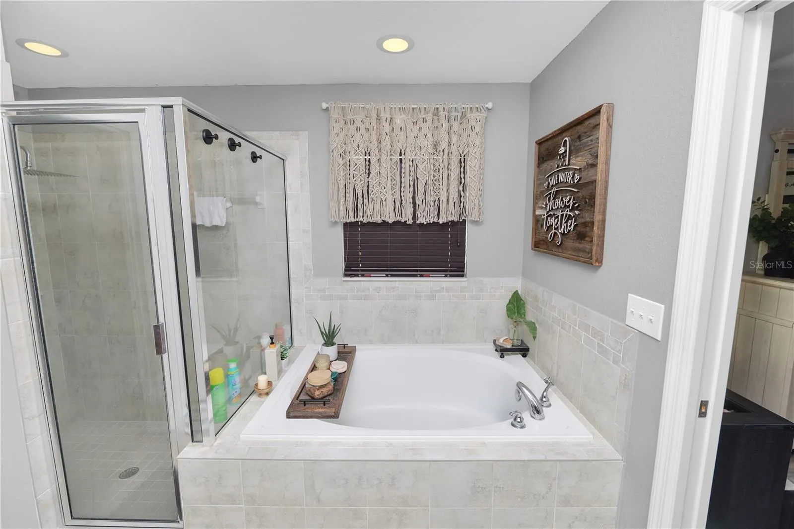 106 HAMILTON VIEW DR