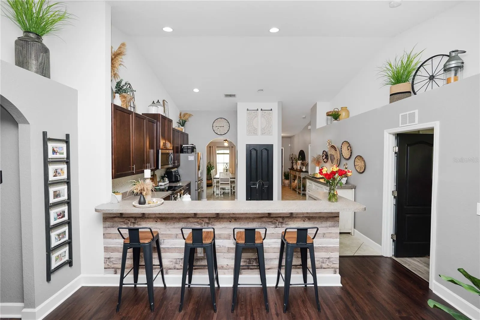 106 HAMILTON VIEW DR