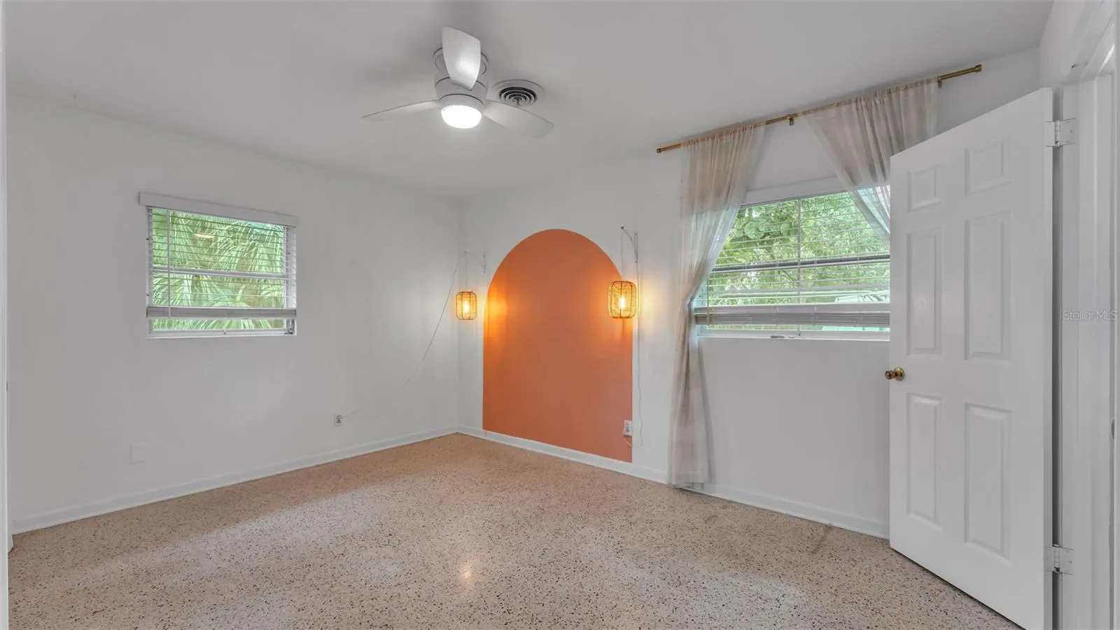 3228 S POLK AVE