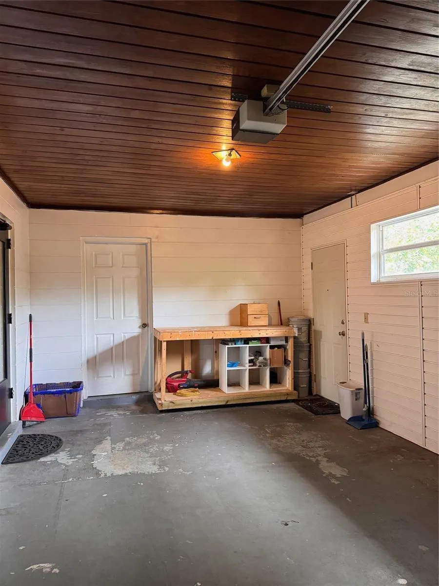 3228 S POLK AVE