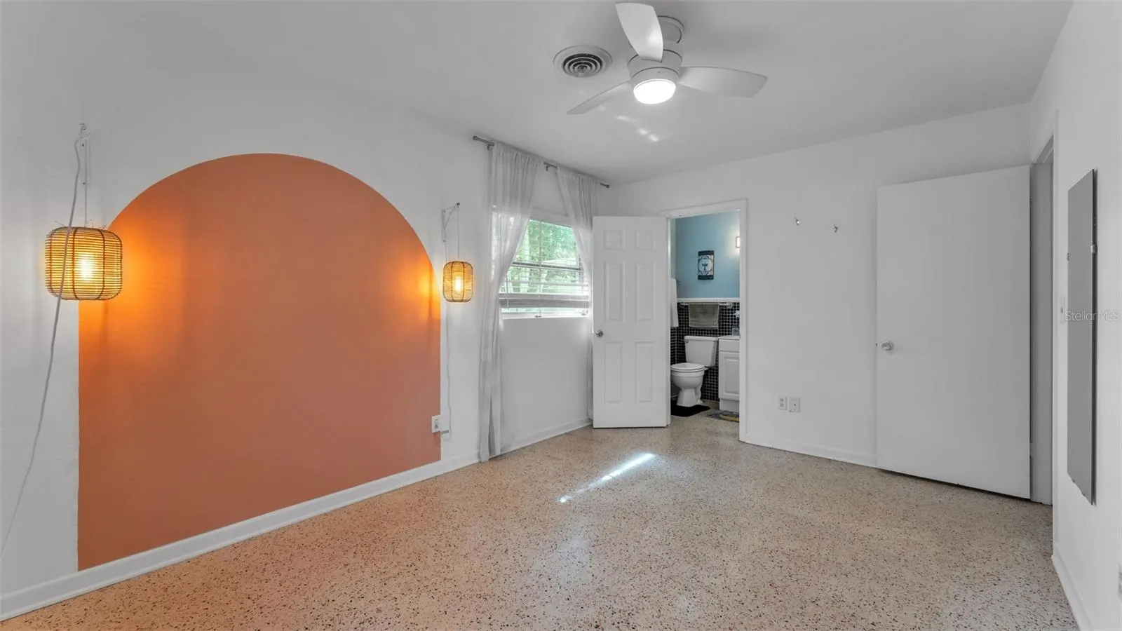 3228 S POLK AVE
