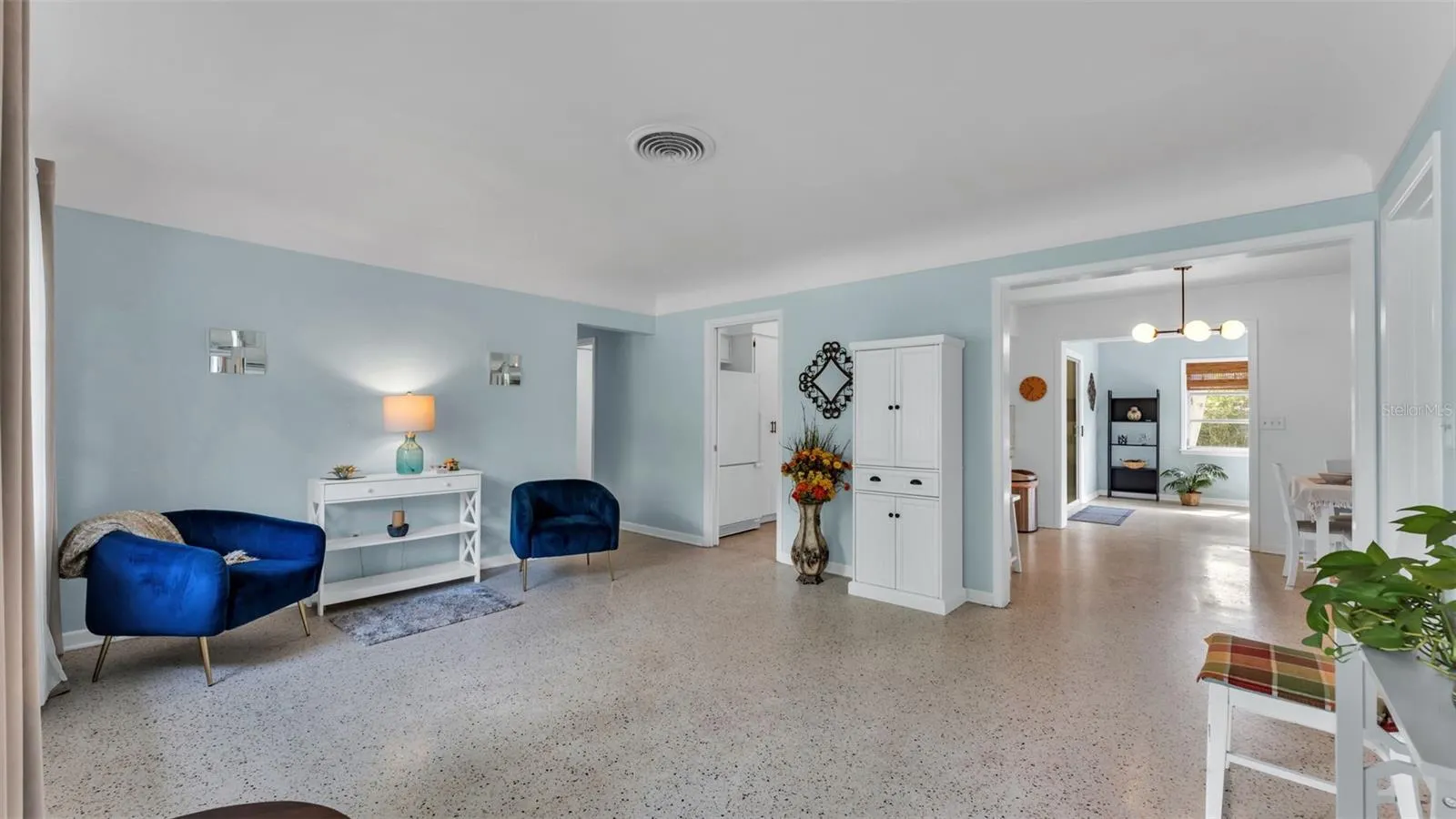 3228 S POLK AVE